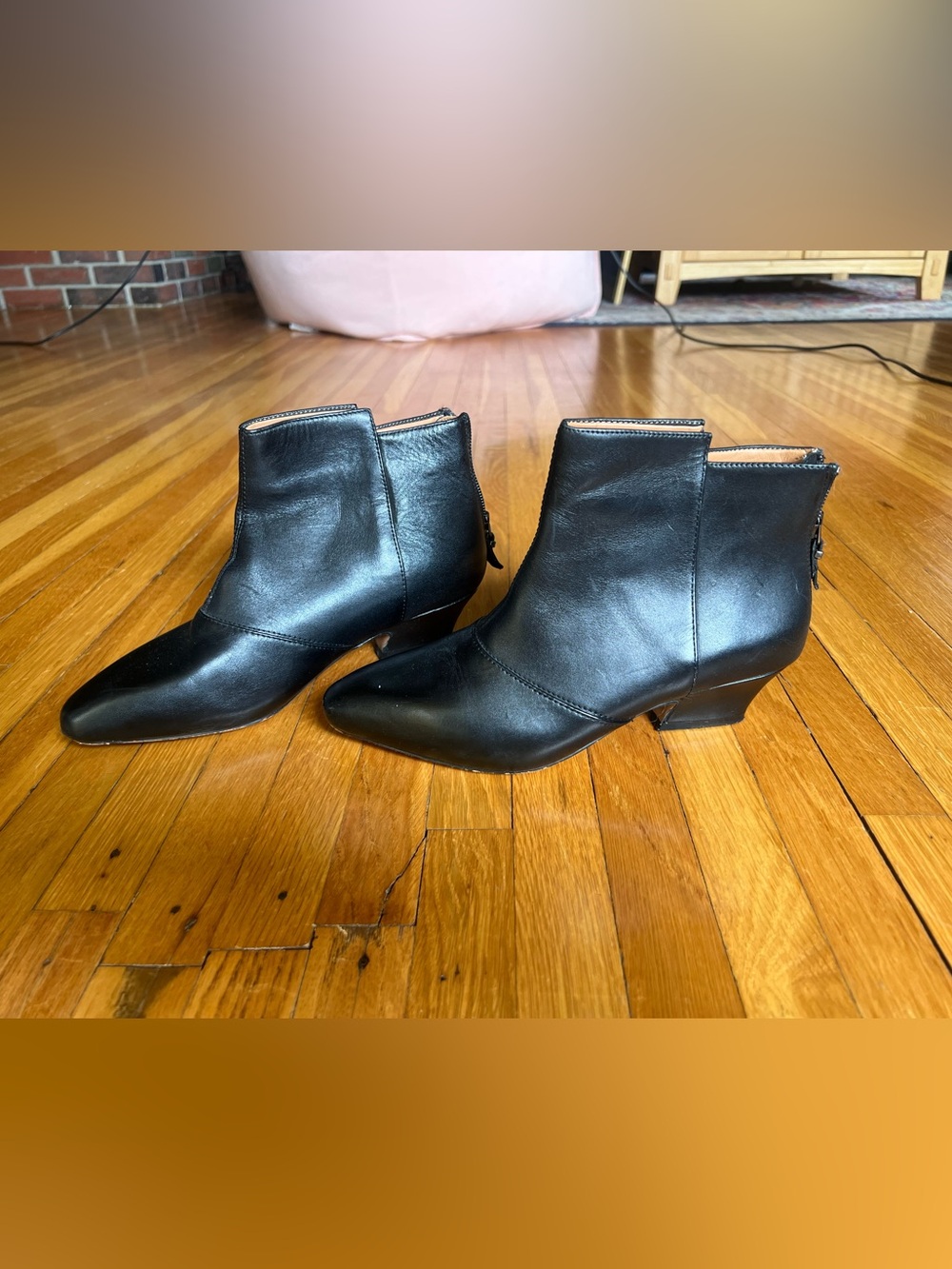 Earthies Black Leather Ankle Booties with Back Zip